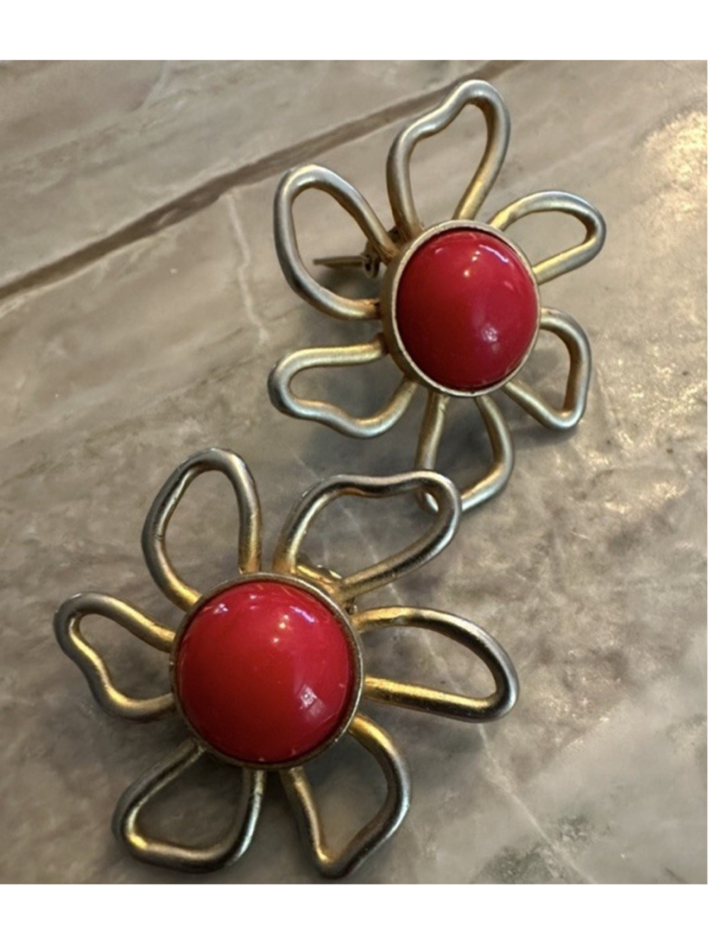 Vintage France Marked Carol Dauplaise Goldtn Clip Earring Flower Red Retro Vibe